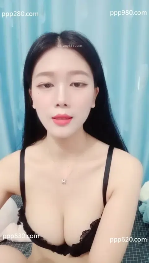 gái xinh thủ dâm bắn nước cực phê