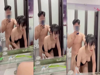 Em sinh viên cực phẩm chơi trong phòng tắm rên to quá
